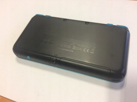 ZADBANA KONSOLA NEW NINTENDO 2DS XL NIEBIESKO-CZARNA + 2 GRY MARIO !