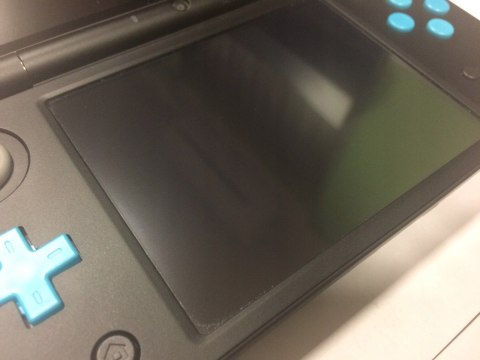 KONSOLA NEW NINTENDO 2DS XL NIEBIESKO-CZARNA + RYSIK