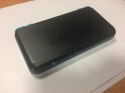 KONSOLA NEW NINTENDO 2DS XL NIEBIESKO-CZARNA + RYSIK
