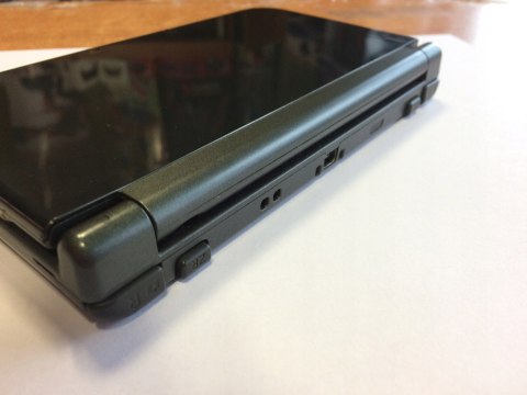 KONSOLA NEW NINTENDO 3DS XL CZARNA + ŁADOWARKA +RYSIK +ETUI + MARIO KART 7