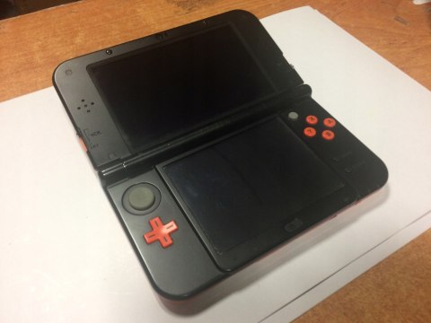 KONSOLA NEW NINTENDO 3DS XL POMARAŃCZOWO-CZARNA + RYSIK + USB + PUDEŁKO