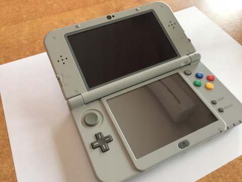 KONSOLA NEW NINTENDO 3DS XL SNES EDITION + USB + RYSIK + ETUI