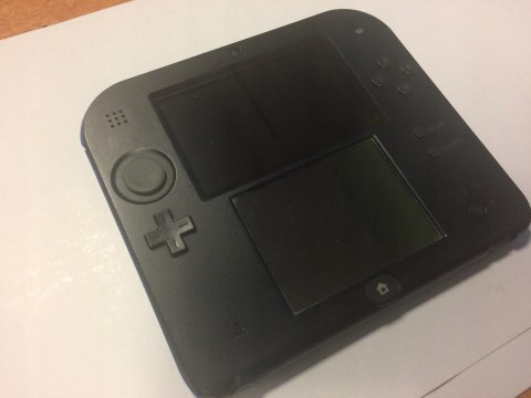 KONSOLA NINTENDO 2DS + RYSIK + USB