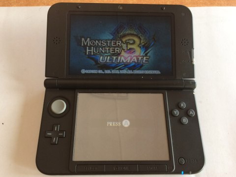 KONSOLA NINTENDO 3DS XL CZARNA MONSTER HUNTER 3 ULTIMATE LIMITED ED PACK