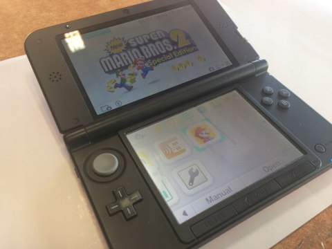 KONSOLA NINTENDO 3DS XL CZERWONA + NEW SUPER MARIO BROS 2 SPECIAL EDITION