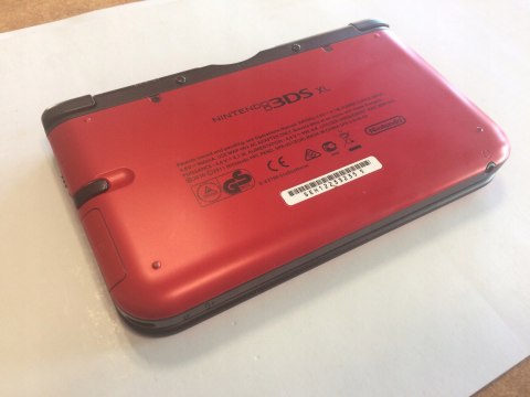 KONSOLA NINTENDO 3DS XL CZERWONA + NEW SUPER MARIO BROS 2 SPECIAL EDITION