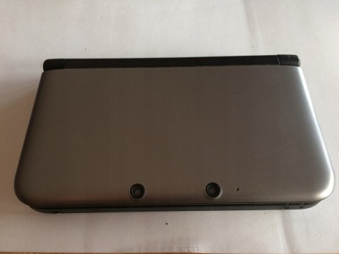 KONSOLA NINTENDO 3DS XL SREBRNO-CZARNA + RYSIK + POKEMON ALPHA SAPPHIRE