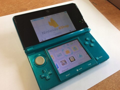 KONSOLA NINTENDO 3DS NIEBIESKA - KOMPLET W PUDEŁKU ( PRÓCZ KART PAMIĘCI )