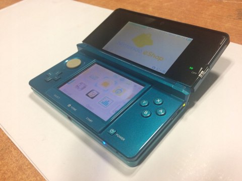 KONSOLA NINTENDO 3DS NIEBIESKA + ŁADOWARKA + PUDEŁKO + ETUI