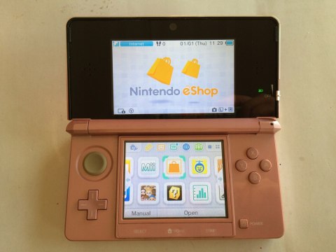 KONSOLA NINTENDO 3DS RÓŻOWA + ŁADOWARKA + RYSIK + PUDEŁKO + DOCK