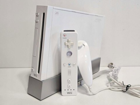 KONSOLA NINTENDO WII + WII REMOTE + NUNCHUCK + ZASILACZ (BRAK KABLA AV)