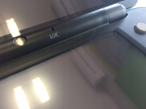 KONSOLA NEW NINTENDO 2DS XL NIEBIESKO-CZARNA + ŁADOWARKA + RYSIK