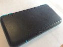 KONSOLA NEW NINTENDO 2DS XL NIEBIESKO-CZARNA + ŁADOWARKA + RYSIK