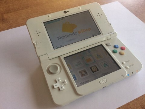 KONSOLA NEW NINTENDO 3DS ANIMAL CROSSING ED + ŁADOWARKA