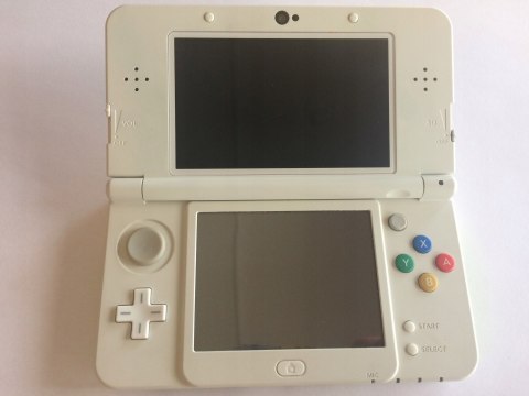KONSOLA NEW NINTENDO 3DS ANIMAL CROSSING ED + ŁADOWARKA