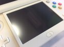KONSOLA NEW NINTENDO 3DS BIAŁA + ŁADOWARKA + RYSIK