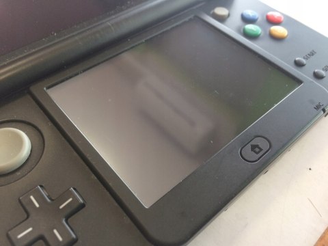 KONSOLA NEW NINTENDO 3DS CZARNA + KARTA PAMIĘCI + USB