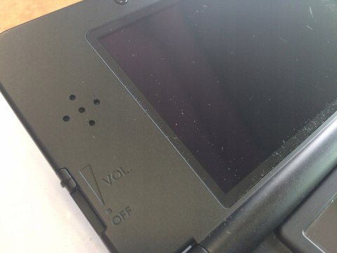 KONSOLA NEW NINTENDO 3DS CZARNA + KARTA PAMIĘCI + USB