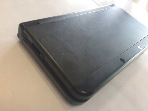 KONSOLA NEW NINTENDO 3DS CZARNA + KARTA PAMIĘCI + USB