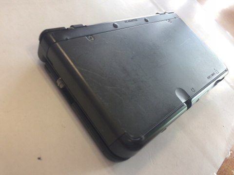 KONSOLA NEW NINTENDO 3DS CZARNA + KARTA PAMIĘCI + USB