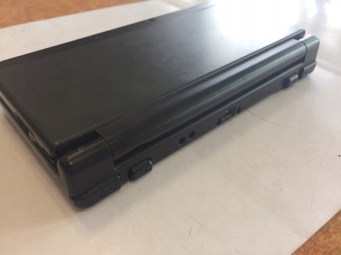 KONSOLA NEW NINTENDO 3DS CZARNA + KARTA PAMIĘCI + USB