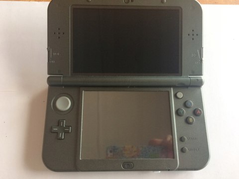 KONSOLA NEW NINTENDO 3DS XL CZARNA IPS + ŁADOWARKA + PUDEŁKO