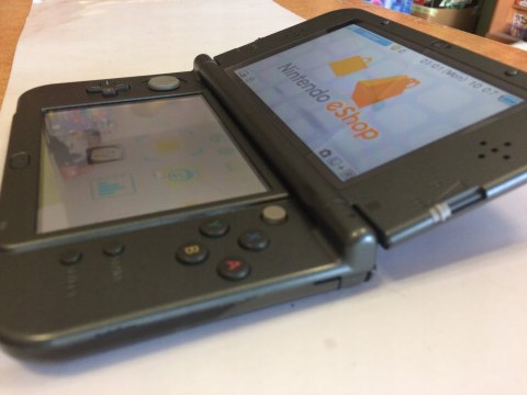 KONSOLA NEW NINTENDO 3DS XL CZARNA IPS + ŁADOWARKA + RYSIK