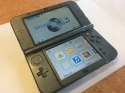 KONSOLA NEW NINTENDO 3DS XL CZARNA + ŁADOWARKA + RYSIK + KARTA PAM