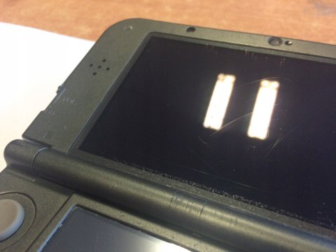 KONSOLA NEW NINTENDO 3DS XL CZARNA + ŁADOWARKA + RYSIK + KARTA PAM