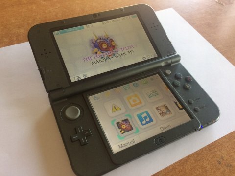 KONSOLA NEW NINTENDO 3DS XL CZARNA + PUDEŁKO + USB + ZELDA MAJORA'S MASK