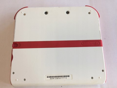 KONSOLA NINTENDO 2DS + ŁADOWARKA + RYSIK + GRA NEW SUPER MARIO 2 SPECIAL ED