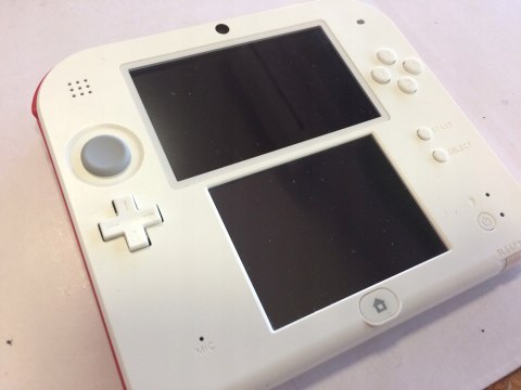 KONSOLA NINTENDO 2DS + ŁADOWARKA + RYSIK + GRA NEW SUPER MARIO 2 SPECIAL ED