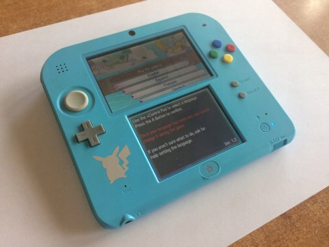 KONSOLA NINTENDO 2DS LIMITOWANA EDYCJA POKEMON + GRA POKEMON SUN + ŁAD