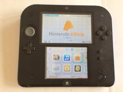 KONSOLA NINTENDO 2DS + RYSIK + ŁADOWARKA