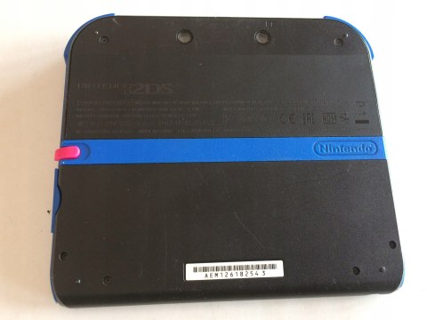 KONSOLA NINTENDO 2DS + RYSIK + ŁADOWARKA