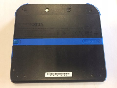 KONSOLA NINTENDO 2DS + RYSIK + USB + GRA MARIO KART 7