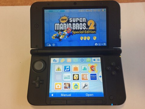 KONSOLA NINTENDO 3DS XL CZERWONA + NEW SUPER MARIO BROS 2 SPECIAL EDITION