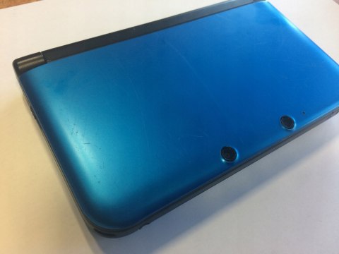 KONSOLA NINTENDO 3DS XL NIEBIESKA + ŁADOWARKA + RYSIK + PUDEŁKO