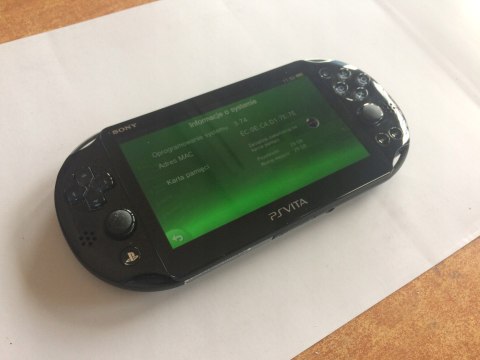 KONSOLA SONY PS VITA SLIM MODEL 2016 + KARTA 32GB + ETUI + USB