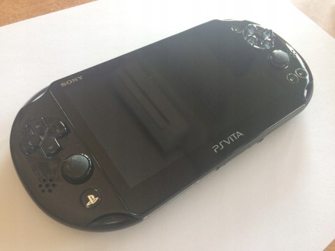 KONSOLA SONY PS VITA SLIM MODEL 2016 + KARTA 8GB + ŁADOWARKA