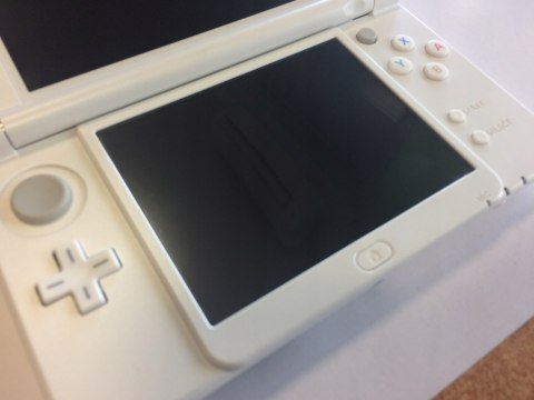 ŁADNA KONSOLA NEW NINTENDO 3DS XL BIAŁA + GRA MINECRAFT + RESIDENT EVIL REV