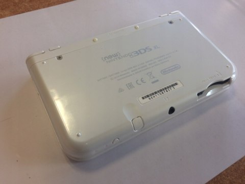 ŁADNA KONSOLA NEW NINTENDO 3DS XL BIAŁA + GRA MINECRAFT + RESIDENT EVIL REV