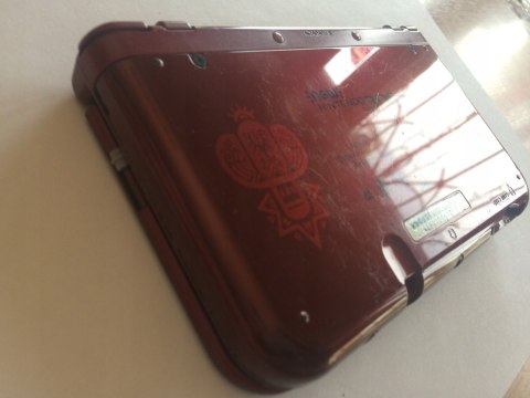 NEW NINTENDO 3DS XL MONSTER HUNTER LIMITED + GRA