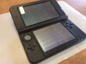 ZADBANA KONSOLA NINTENDO 3DS XL W KOLORZE CZARNYM + RYSIK + USB + PUDEŁKO