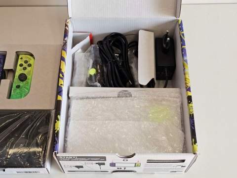 ZADBANA KONSOLA NINTENDO SWITCH OLED 64GB SPLATOON 3 LIMITED EDITION