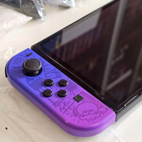 ZADBANA KONSOLA NINTENDO SWITCH OLED 64GB SPLATOON 3 LIMITED EDITION
