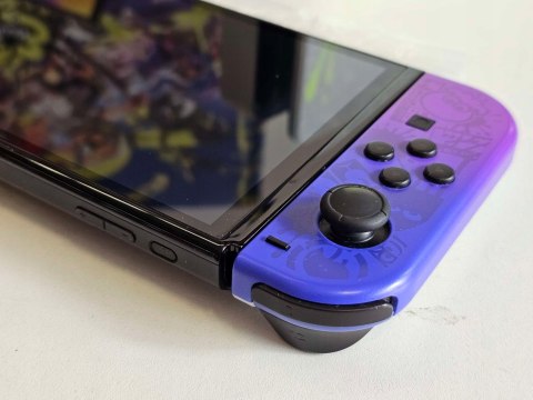 ZADBANA KONSOLA NINTENDO SWITCH OLED 64GB SPLATOON 3 LIMITED EDITION