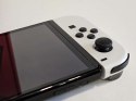 ZADBANA KONSOLA NINTENDO SWITCH OLED BIAŁA KOMEPLT + FIFA + SPORTS