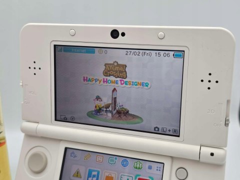 BARDZO ŁADNA KONSOLA NEW NINTENDO 3DS BIAŁA + GRA ANIMAL CROSSING