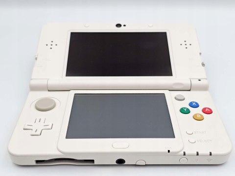 BARDZO ŁADNA KONSOLA NEW NINTENDO 3DS BIAŁA + GRA ANIMAL CROSSING
